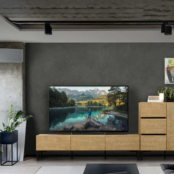 お部屋に調和するテレビ台で新しい暮らし