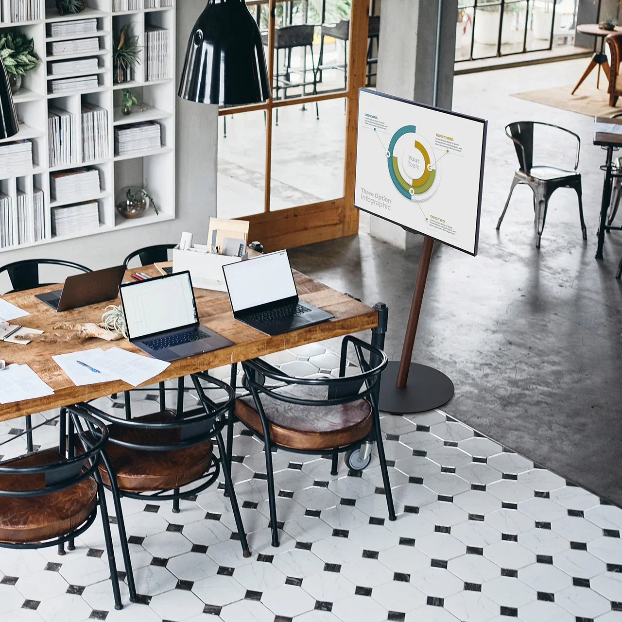 WALL SEVENSTAND A2(LOW/HIGH TYPE)