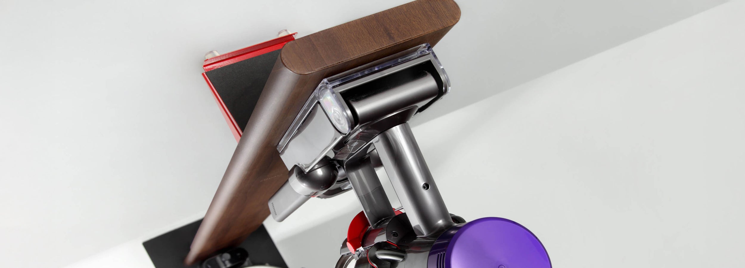 WALL INTERIOR CLEANER STAND